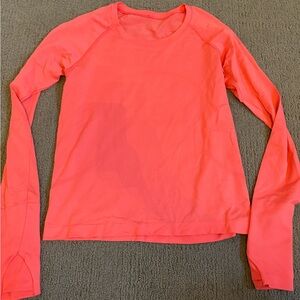 Lululemon Swiftly Long Sleeve (waist length)